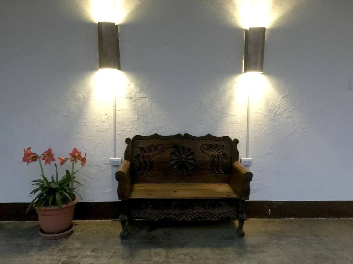 Lemon Tree Hostel Antigua Room photo