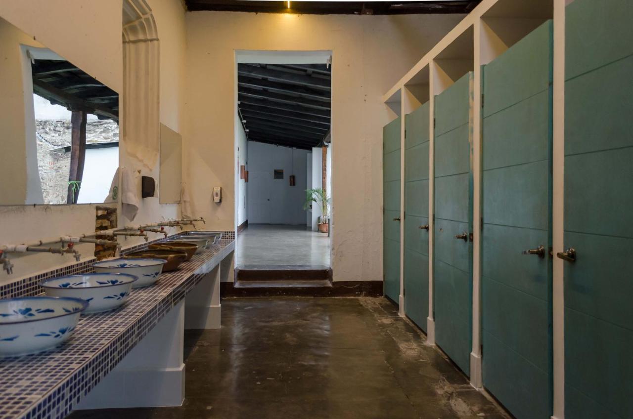 Lemon Tree Hostel Antigua Exterior photo